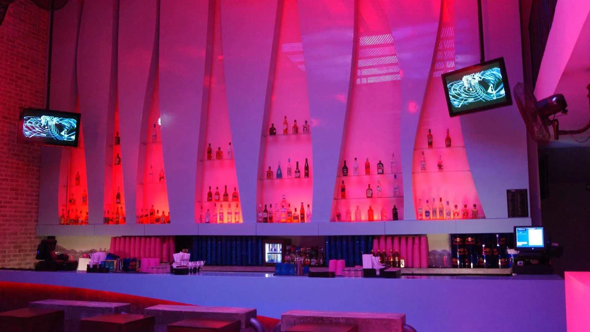 3Beca Hotel أكومال