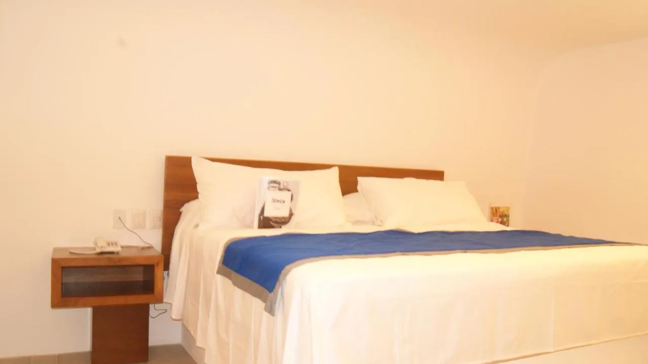 3Beca Hotel أكومال