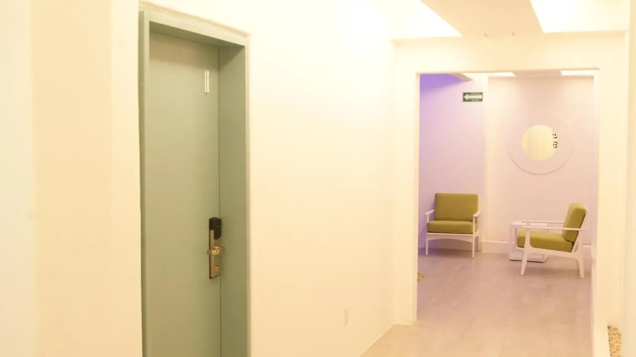3Beca Hotel أكومال 3*,