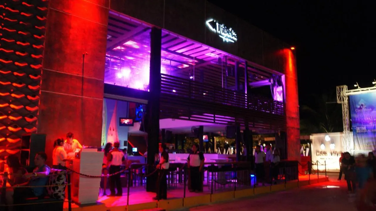 3Beca Hotel أكومال